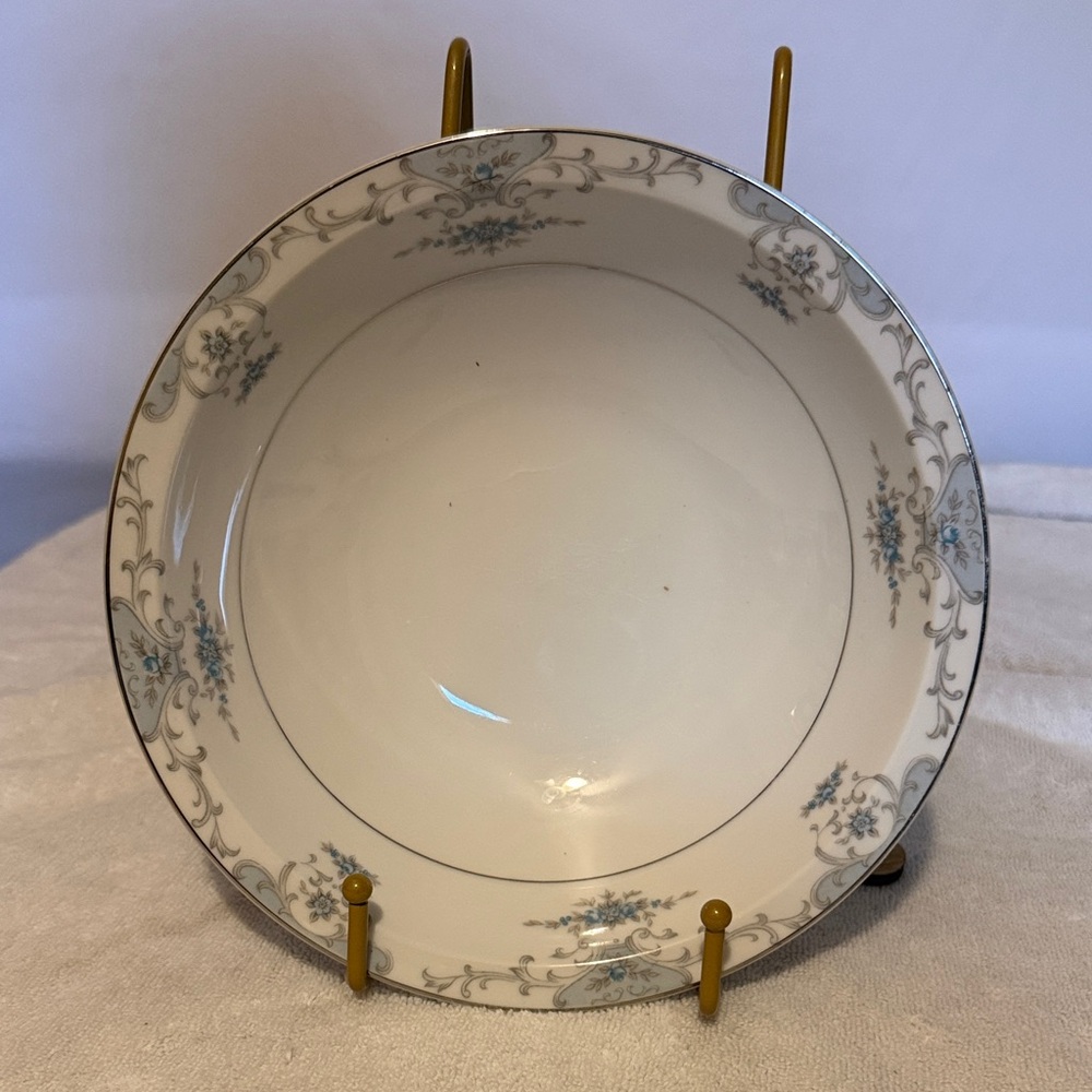 Heirloom Vegetable Bowl 9”
